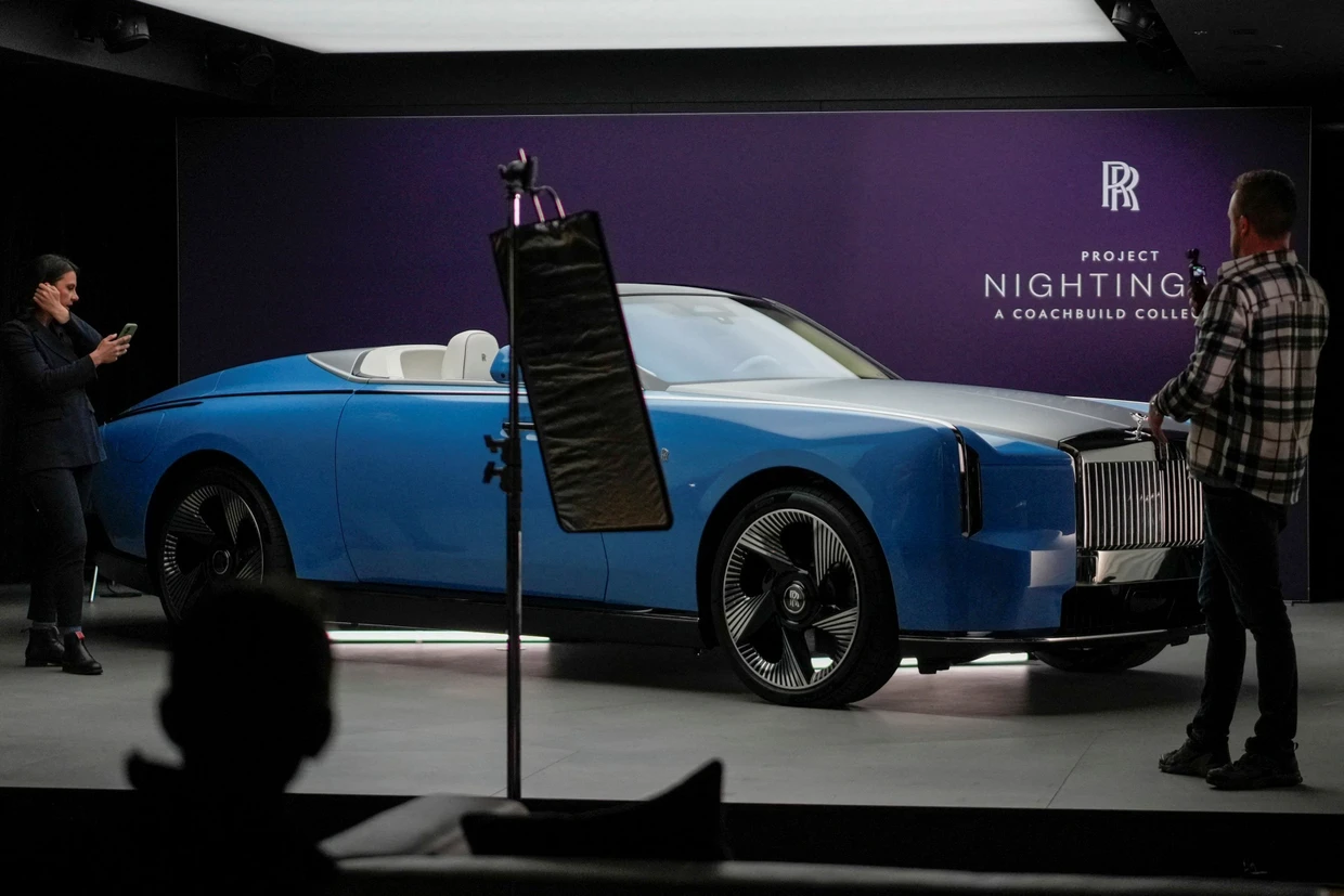 Projekt Nachtigall: Das neue Fahrzeug wird im Werk in Chichester präsentiert.