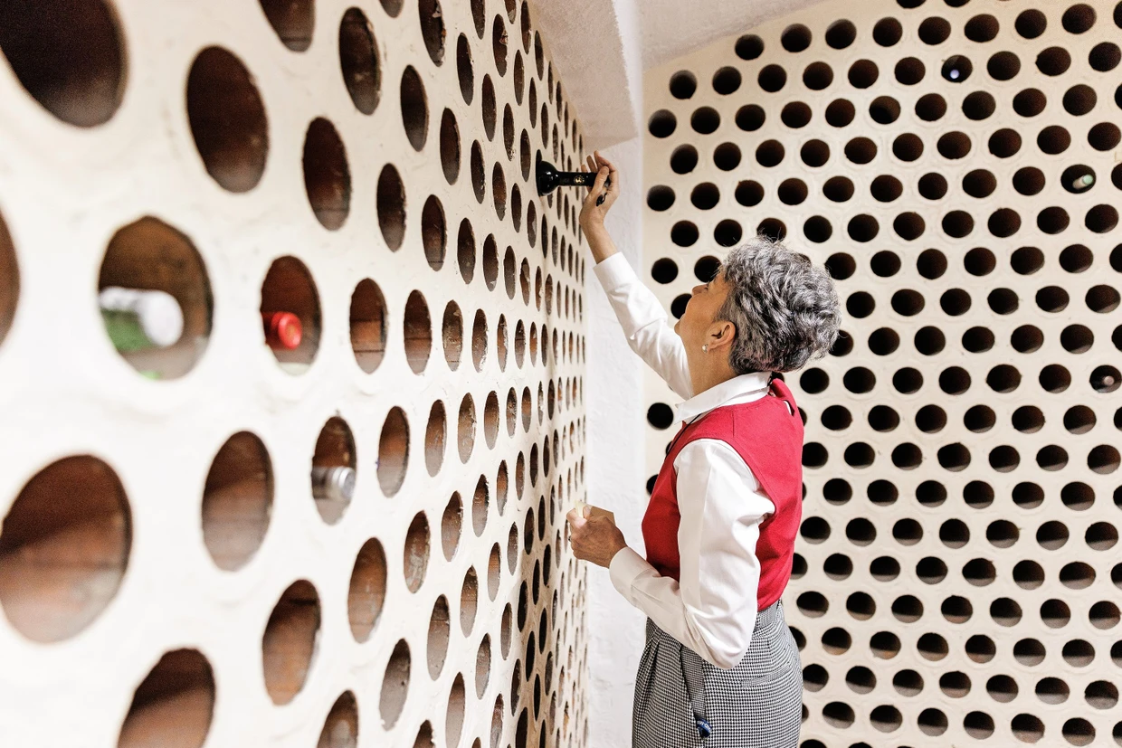 Auch einen gut versteckten Weinkeller gibt es im Generalkonsulat. Der stammt noch aus Zeiten des Hospitals.