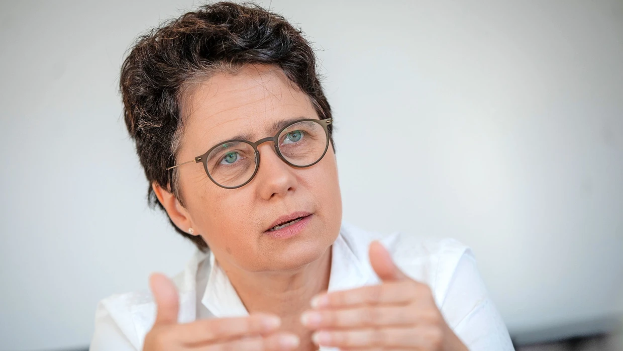 Baden-Württembergs Justizministerin Marion Gentges (CDU) sieht keine Verzögerungen in Ermittlungen zu früheren Cum-Ex-Geschäften der LBBW.
