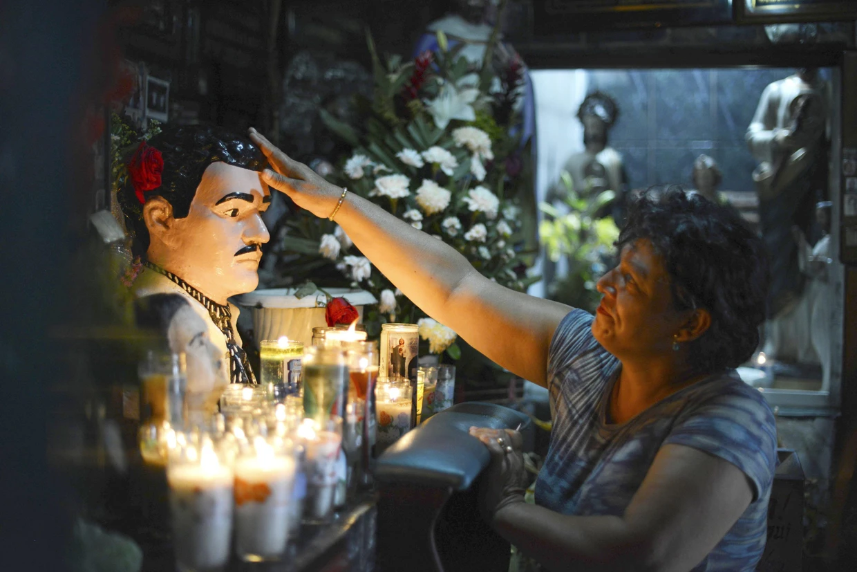 Bei Malverde bitten sie um Gnade, in einem gnadenlosen System.