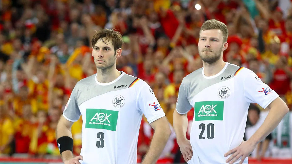 Die Leichtigkeit scheint abhandengekommen im deutschen Handball-Team um Gensheimer (links) und Weber.
