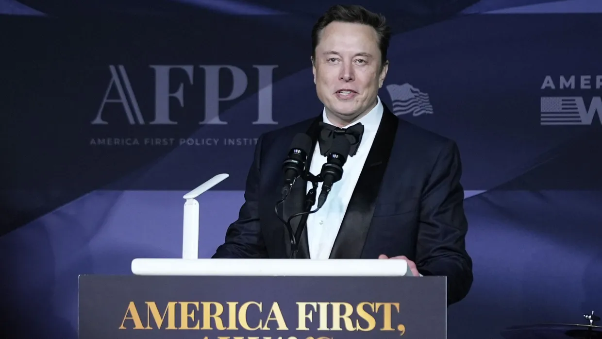 Elon Musk will die AfD in Deutschland groß machen. In seinem Gastbeitrag in der „Welt am Sonntag“ drückte er das aus. Nun wird gemutmaßt, er habe eine KI schreiben lassen.