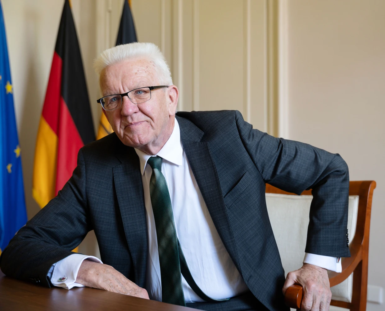„Mir ist völlig rätselhaft, warum die Leute sagen, ich sei gar kein Grüner: Winfried Kretschmann während des Gesprächs in der baden-württembergischen Staatskanzlei Villa Reitzenstein in Stuttgart vergangene Woche