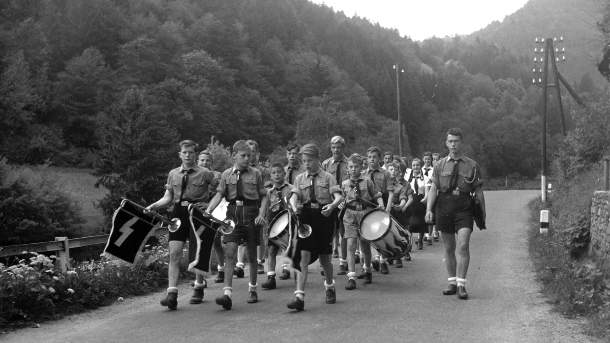  Deutsches Jungvolk und Bund Deutscher Mädel 1940 in Niederösterreich.
