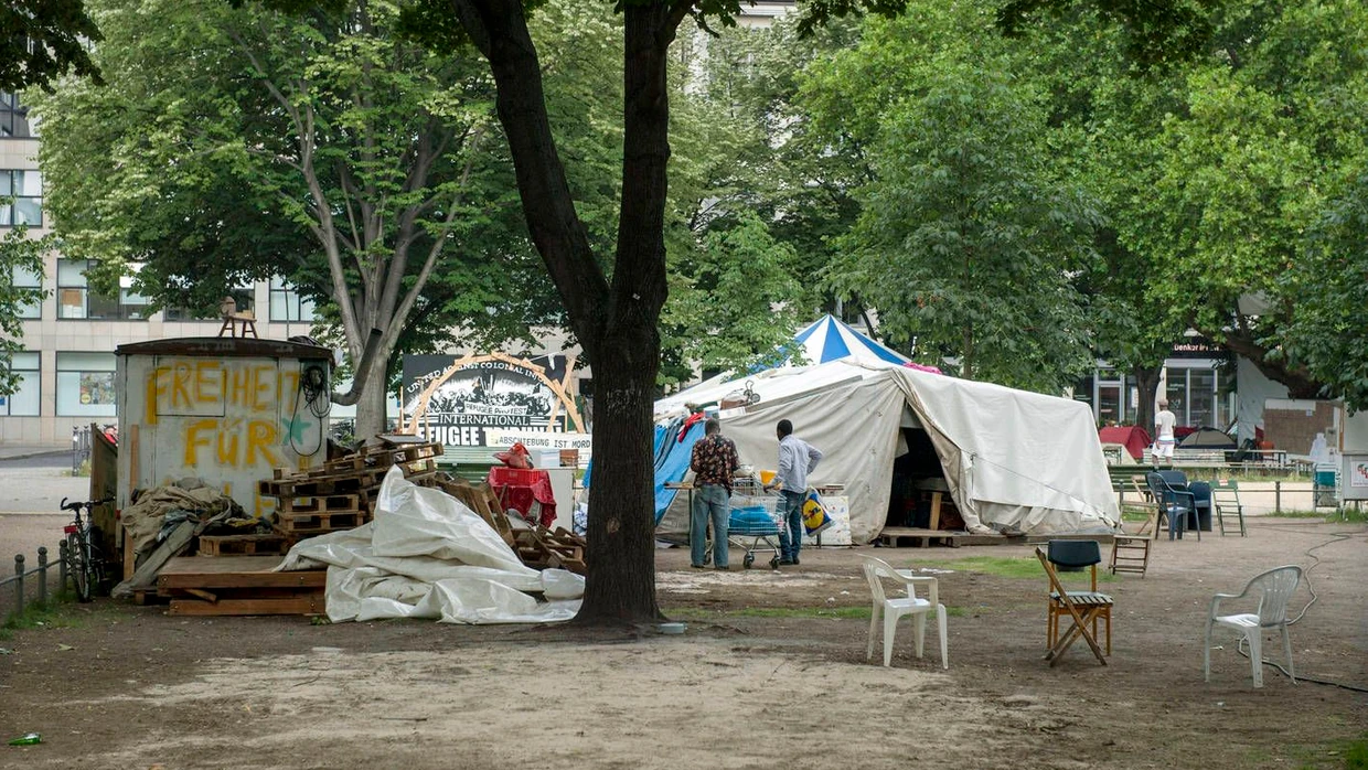 Flchtlingscamp in Berlin: Kreuzberger Proteste sind lang | FAZ