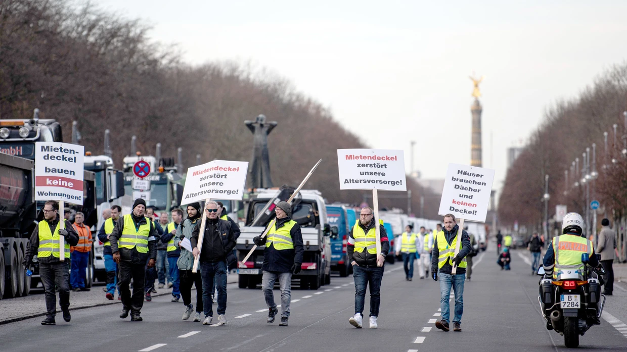 Debatte um hohe Mieten: In Berlin demonstrierte ein Bündnis von Vermietern im Jahr 2019 gegen einen Mietendeckel.