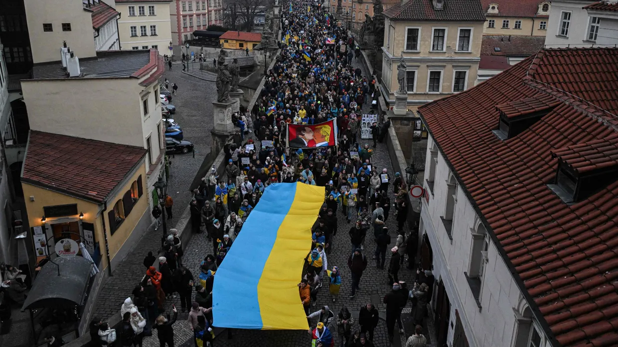 Solidarität mit der Ukraine: Demonstration zum dritten Jahrestag des russischen Großangriffs am 23. Februar in Prag