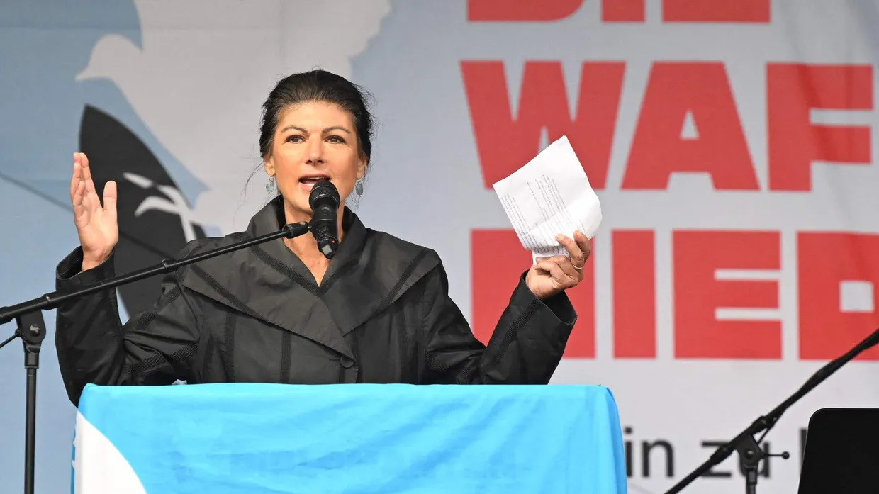Sahra Wagenknecht auf einer Kundgebung am 3. Oktober in Berlin.