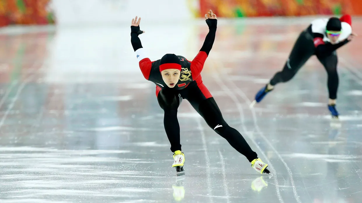 Im flug übers Eis: Die Chinesin Hong Zhang wirkt überlegen