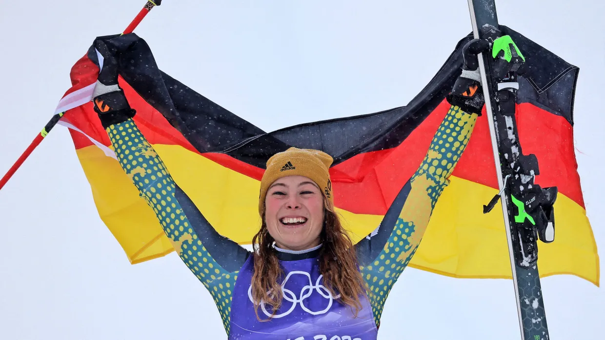 Bronze! Daniela Maier voller Freude nach dem Skicross-Finale