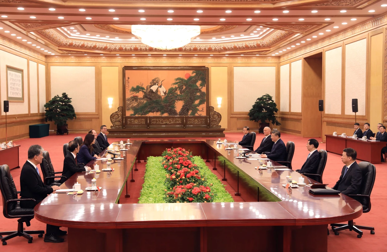 Xi Jinping und Cheng Li-wun in der Großen Halle des Volkes am 10.4.2026.