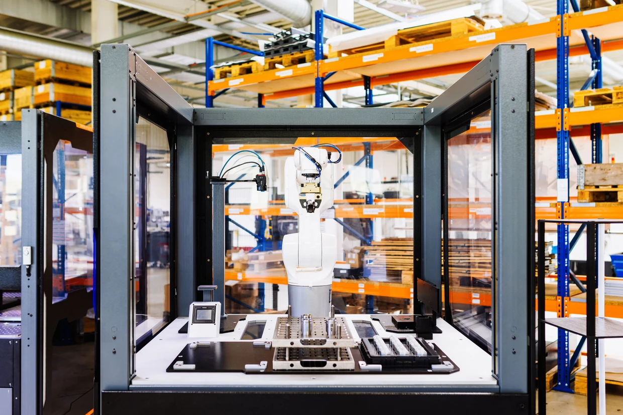 Mit „schwäbisch-badischer Schläue“: Automatisierungszellen sollten eine Antwort auf steigende Personalkosten sein, doch deutsche Unternehmen investierten wenig in diese Technik..