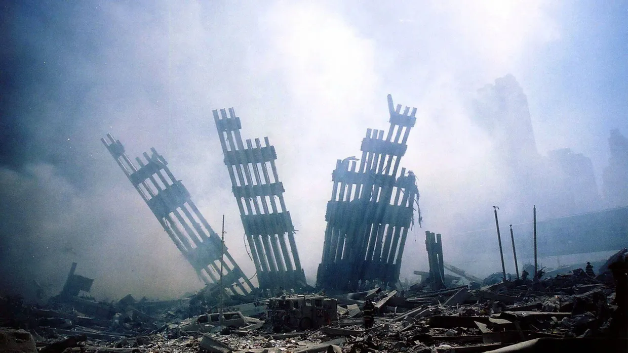 Der Anschlag auf das World Trade Center markiert den Beginn der anhaltenden Krisen.