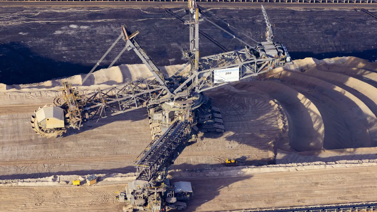 Auch die Finanzmärkte leisten einen Beitrag dazu, fossile Energieträger zurückzudrängen.