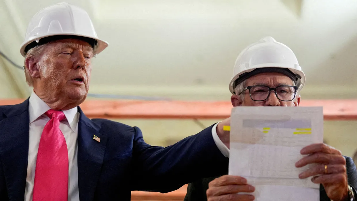 US-Präsident Trump und Fed-Chef Powell im Juli in Washington.