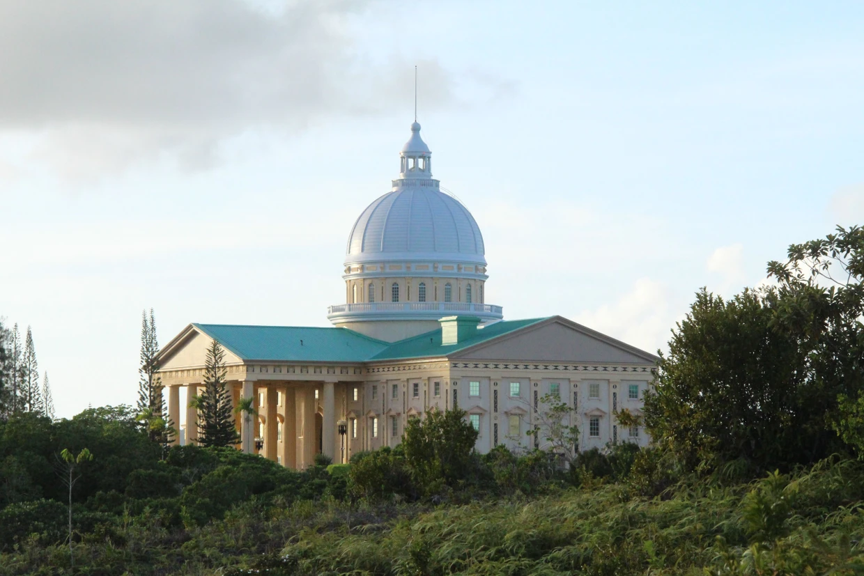 Das Vorbild ist eindeutig: der Regierungssitz von Palau.