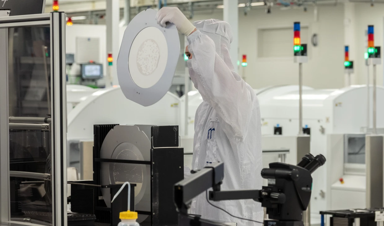 Geradezu klinische Bedingungen sind Pflicht in der Halbleiterherstellung - nicht nur bei&nbsp; Infineon.