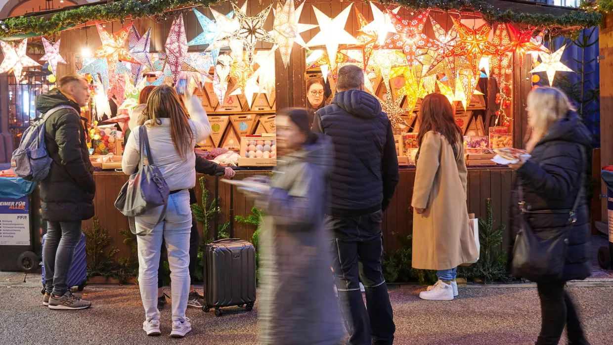 Wie wird der Winter? Lichter und Weihnachtsbeleuchtung auf der Frankfurter Zeil