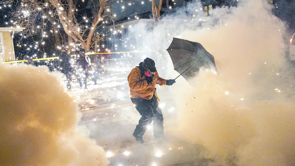 Immer mehr Bürger wehren sich gegen die ICE-Einsätze auf den Straßen von Minneapolis