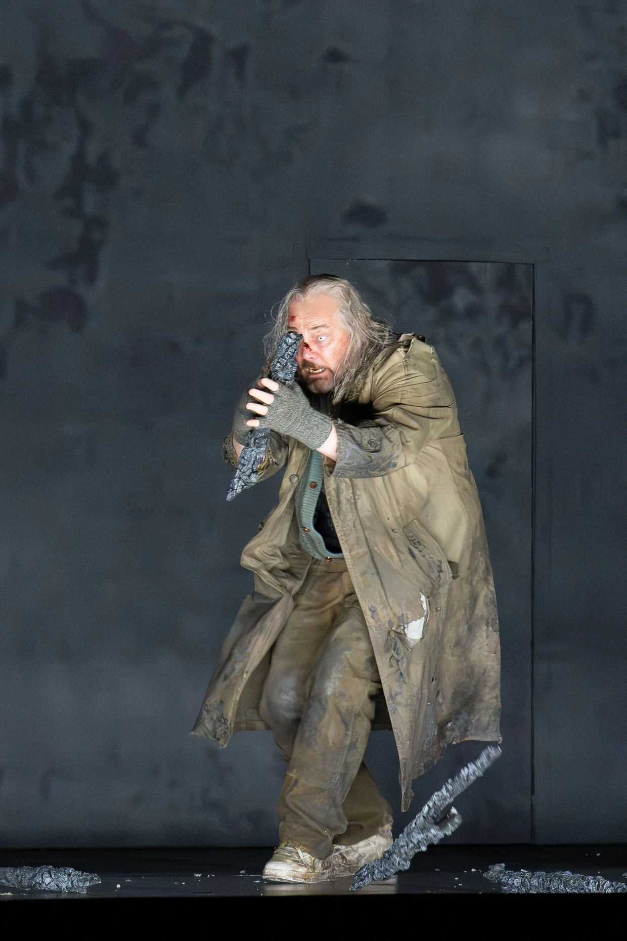 Christopher Maltman als Wanderer Monika Rittershaus