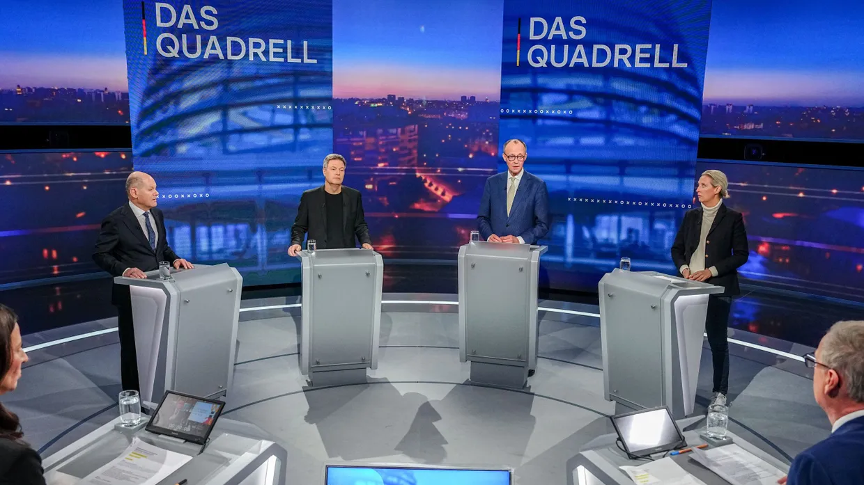 Unterschiedliche Steuervorstellungen: Olaf Scholz (SPD), Robert Habeck (Bündnis 90/Die Grünen), Friedrich Merz (Union) und Alice Weidel (AfD)