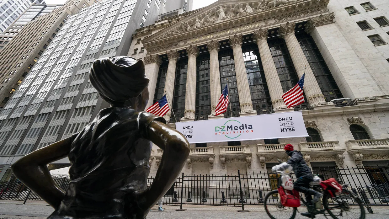Das Inflationsgespenst spukt wieder an den Finanzmärkten und hat seinen Ursprung in den billionenschweren Konjunkturpaketen des neuen amerikanischen Präsidenten Joe Biden.