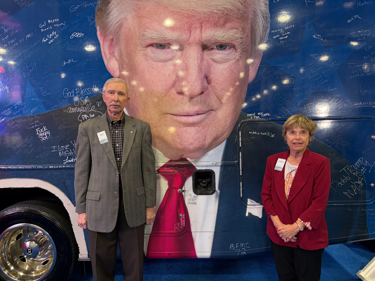 Barbara und George Woodroof im März auf der CPAC in Texas