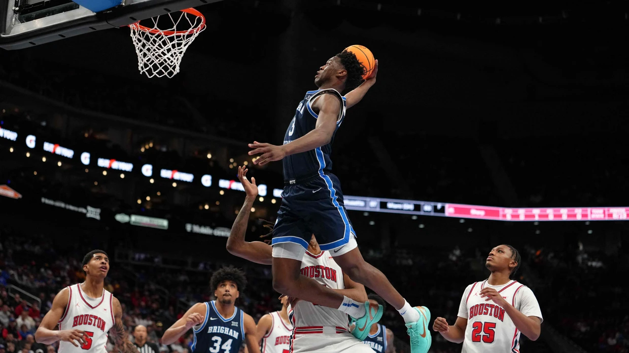 Entschied sich gegen ein renommiertes College, soll aber dafür gut verdienen: Toptalent AJ Dybantsa, der für die  Universität Brigham Young aufläuft.