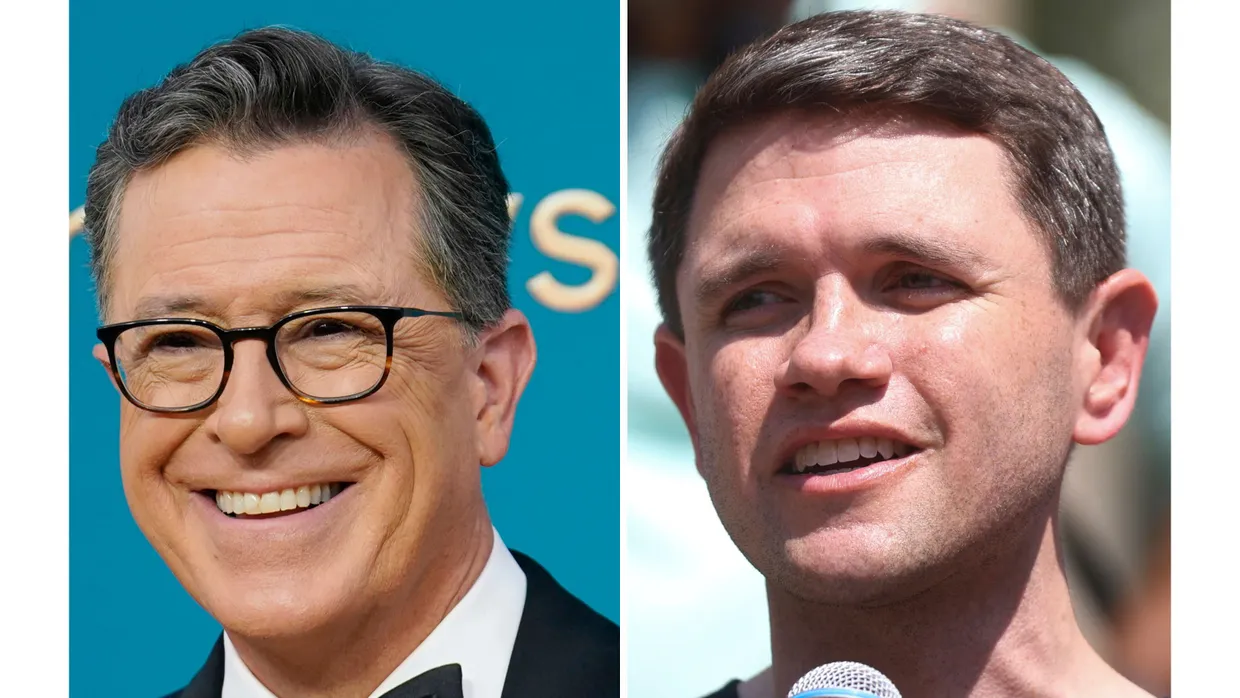 Moderator Stephen Colbert und Senats-Bewerber James Talarico aus Texas.