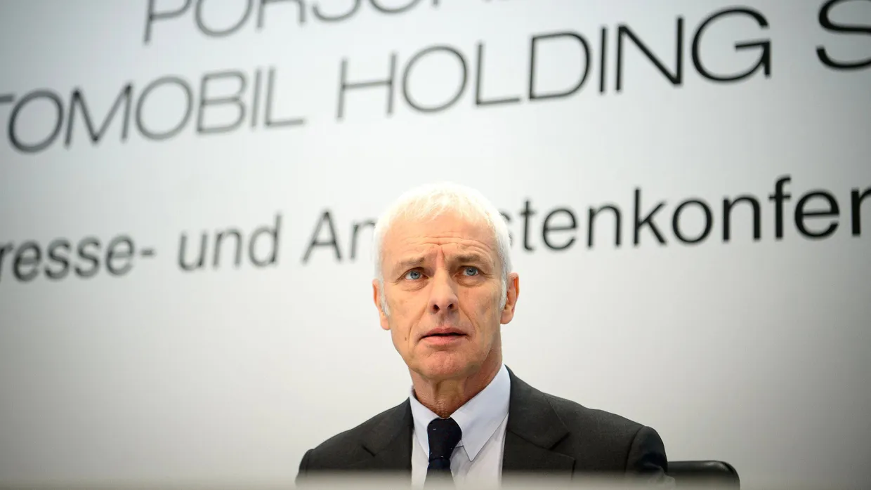 Der ehemalige Vorstandsvorsitzende der Volkswagen AG, Matthias Müller, verlässt nun auch den Aufsichtsrat der Dachorganisation Porsche SE.