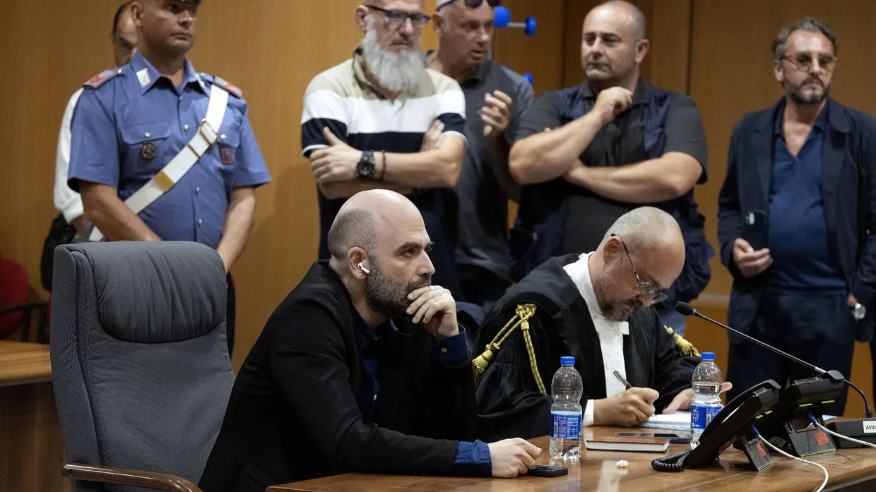 Der Journalist Roberto Saviano reagiert auf die Bestätigung des Urteils im Berufungsverfahren.