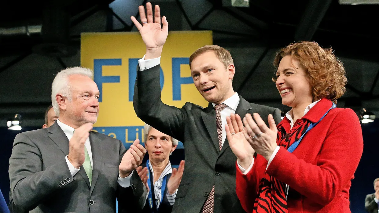 Schon einmal flogen die Liberalen aus dem Bundestag, im Jahr 2013 - unser Bild zeigt den damaligen Bundesparteitag in Berlin.