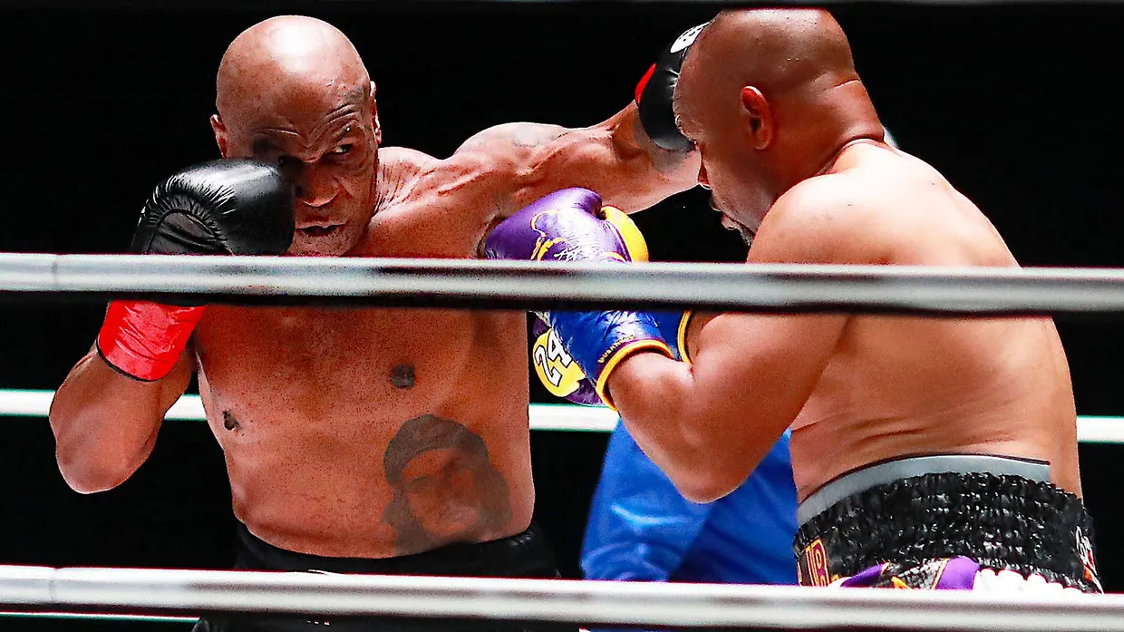 Showdown der Legenden: Tyson überrascht Jones Jr.