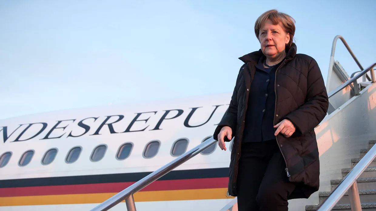 Eine Woche zwischen Krieg und Frieden: Angela Merkel am Sonntag nach ihrer Ankunft in Washington