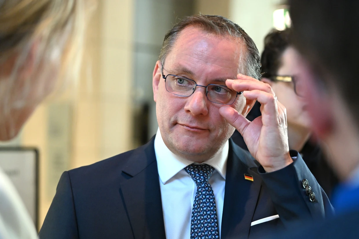 AfD-Vorsitzender Tino Chrupalla gibt Ende Februar im Bundestag ein Statement zur Verwandten-Affäre ab.