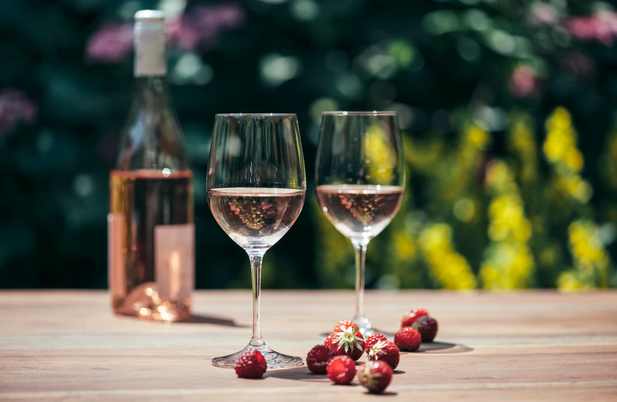 Als Dessertwein eignet sich ein Wein aus Finnland