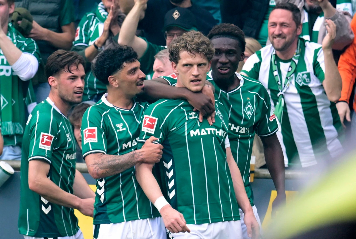 Der entscheidende Spieler der Werder-Elf: Jens Stage (Mitte)