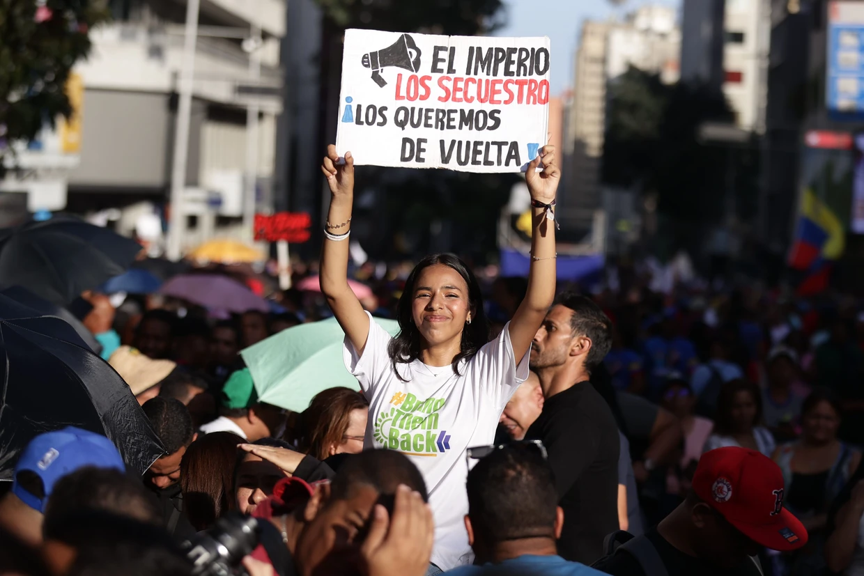 Sie wehren sich gegen imperialistische Komplexitätsreduktion: Anhänger des entführten Präsidenten Nicolas Maduro demonstrieren am 3. Februar 2026 in Caracas.