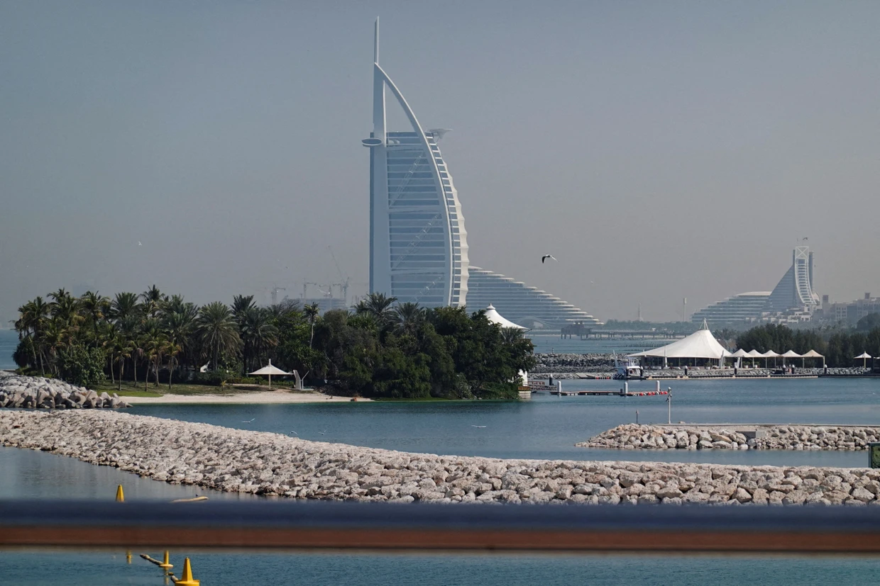 Das Luxushotel Burj Al Arab in Dubai