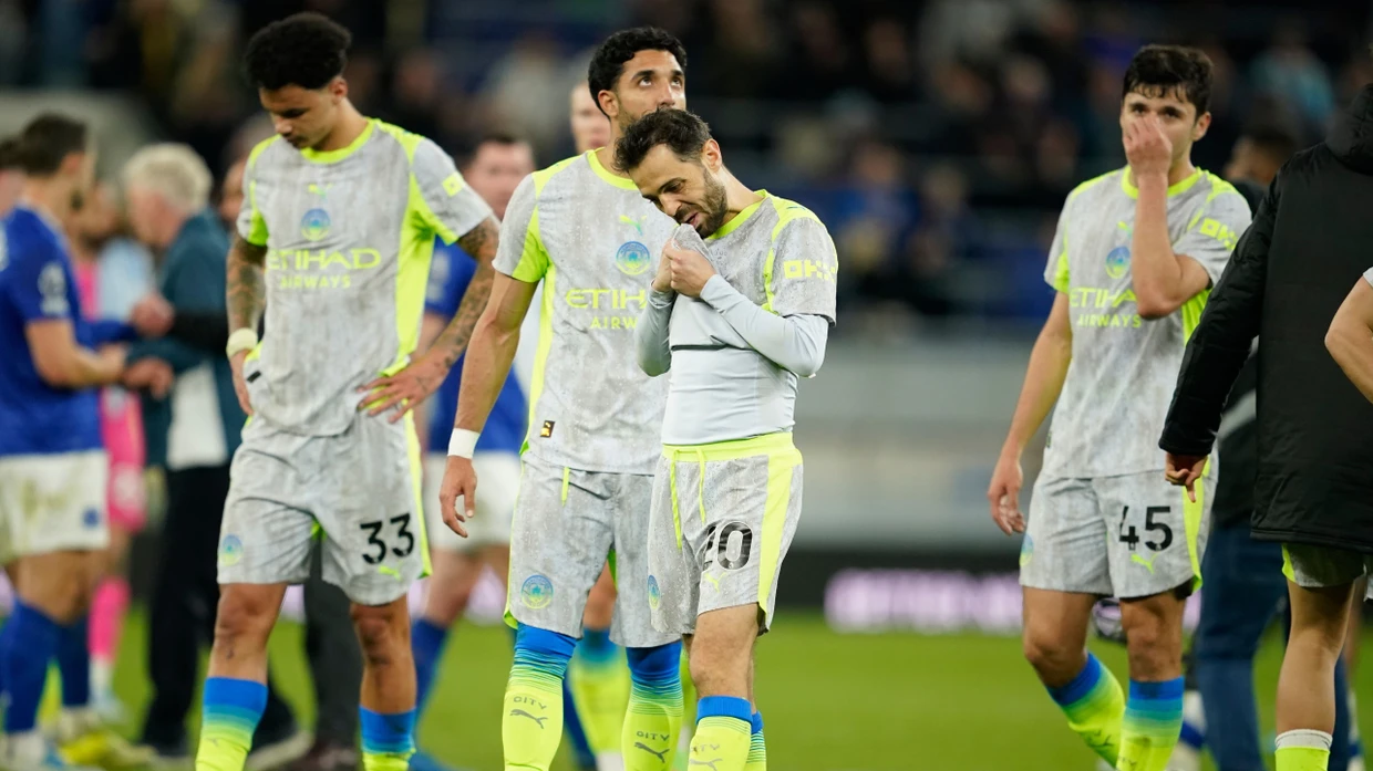 Offensichtlich nicht glücklich mit dem Ergebnis: Spieler von Manchester City verlassen nach dem Spiel gegen Everton den Platz.