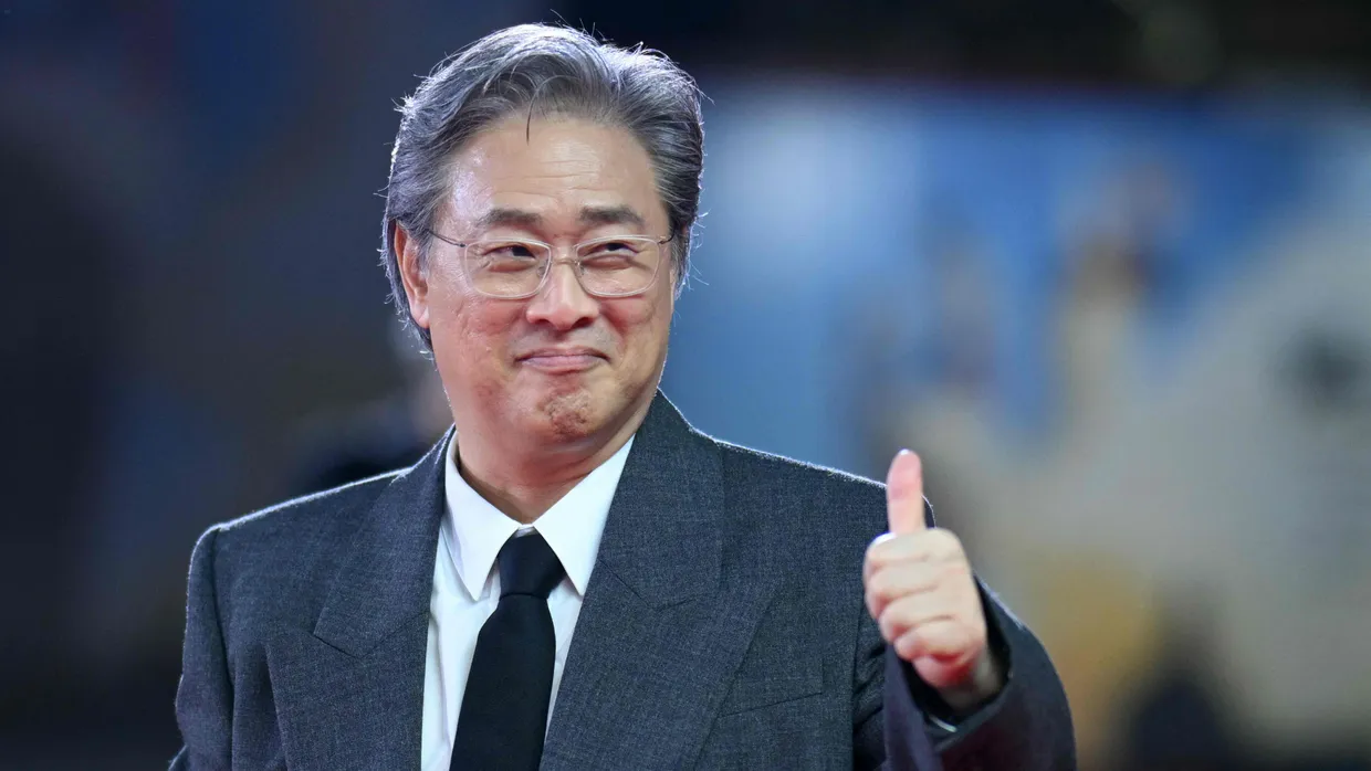 Park Chan-wook bei der Premiere seines Films „No Other Choice“ im August 2025 in Venedig