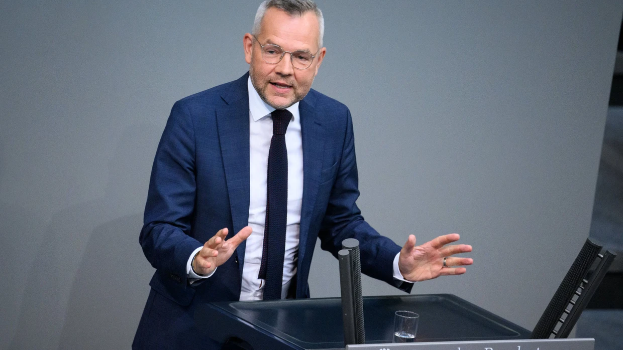 SPD-Außenpolitiker Michael Roth will nach der Bundestagswahl aufhören | FAZ