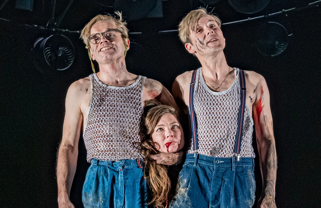  Nils Kahnwald und Kristof Van Boven als Zwillingsbrüder