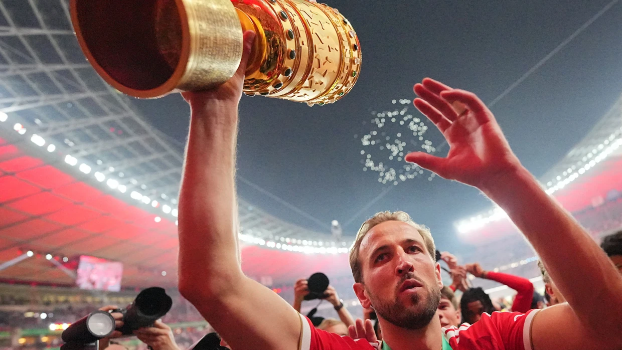 Lange musste Harry Kane auf große Titel warten, bei den Bayern gewinnt er nun welche – und mit England in diesem Sommer?