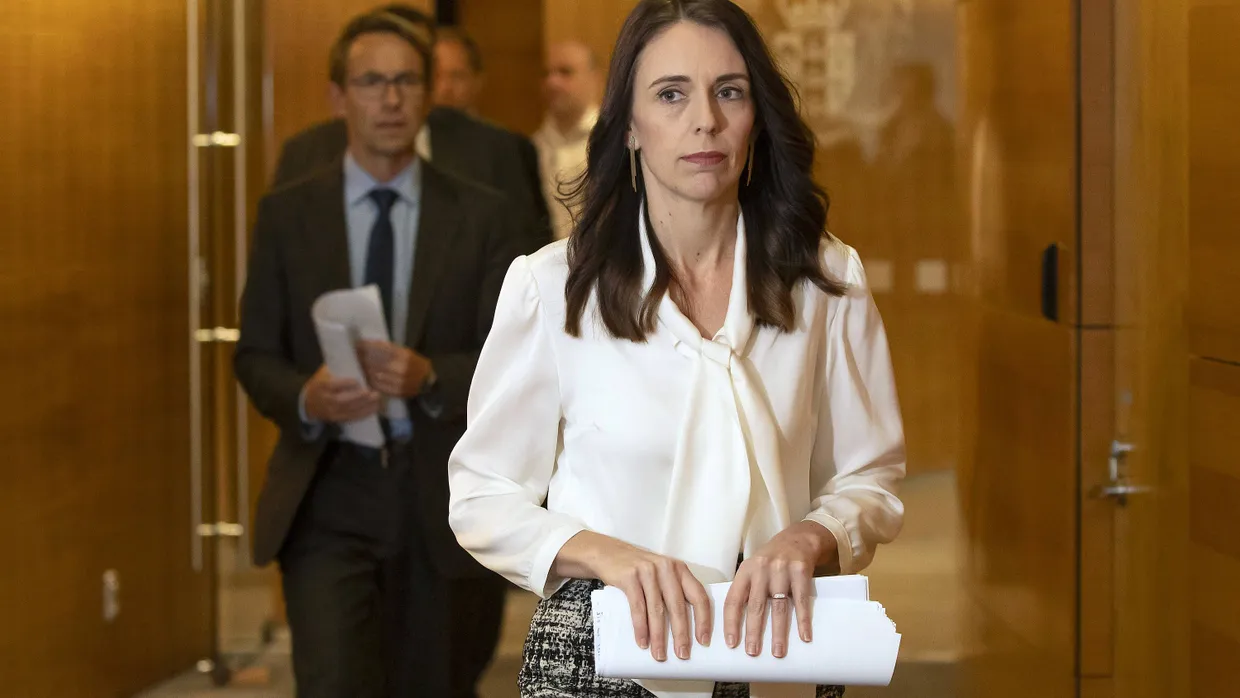 Jacinda Ardern setzte für Neuseeland einen der weltweit härtesten Maßnahmenkataloge gegen die Ausbreitung des Virus durch - mit Erfolg, denn die Neuansteckungen im Land sind fast bei Null.
