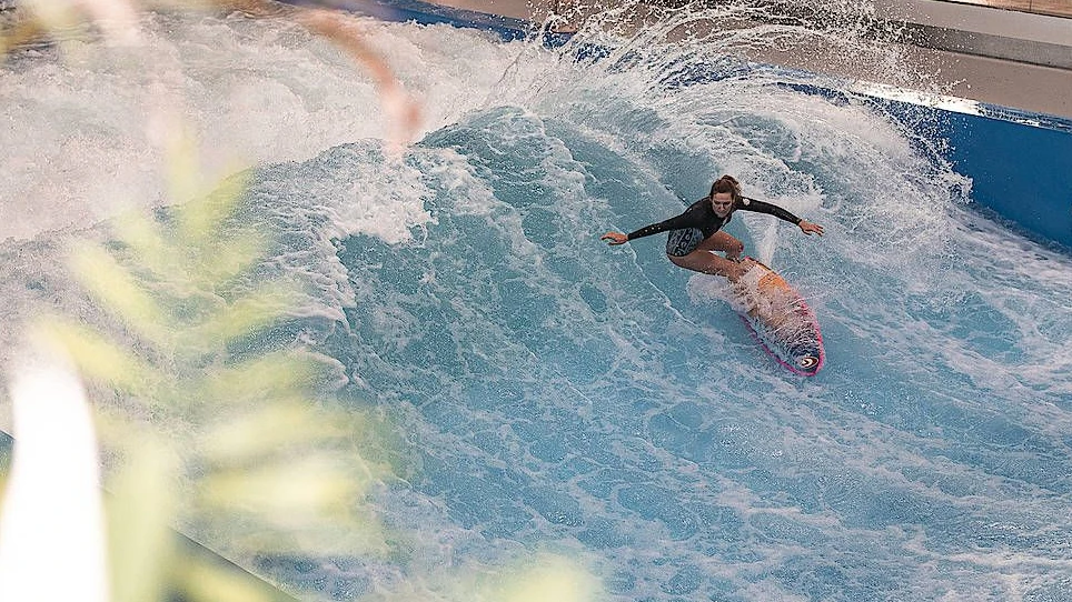 Berlin: Surfen auf einer knstlichen Welle in Lichtenberg | FAZ