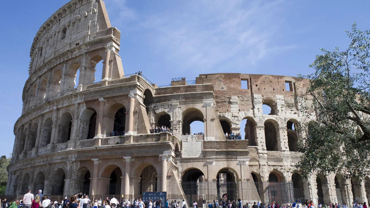 Italien - nicht Griechenland: Besucher in Rom