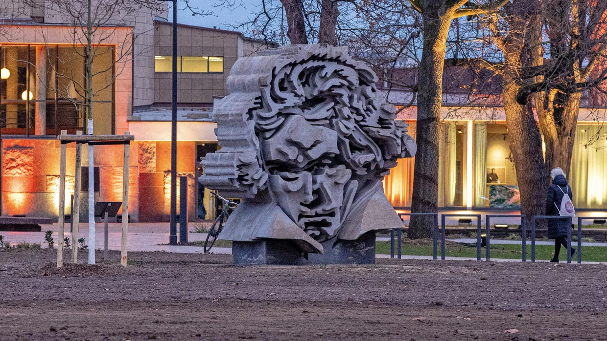 He is omnipresent in Bonn these days: Ludwig van Beethoven (1770 to 1827)