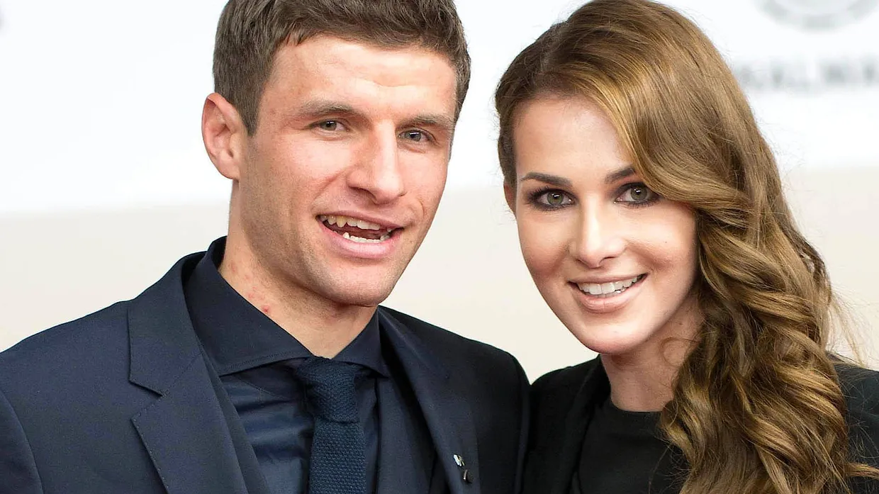 Als Fußballspieler und Dressurreiterin gemeinsam zu Olympia 2020? Thomas und Lisa Müller