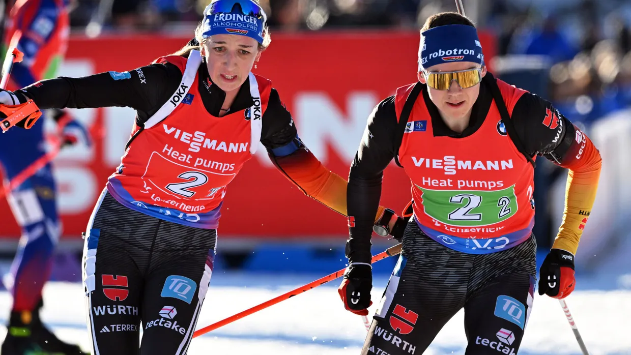 Schnelles Duo: Franziska Preuß (links) übergibt an ihren Teamkollegen Justus Strelow.